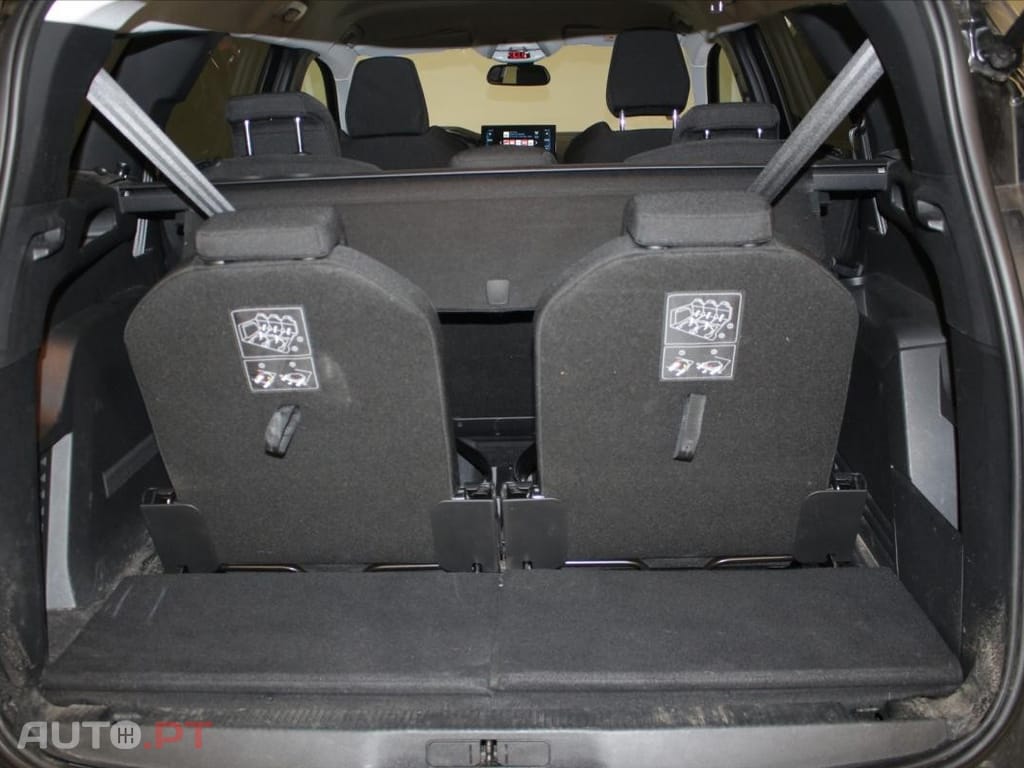 Peugeot 5008 1.5 BlueHDi Style EAT8
