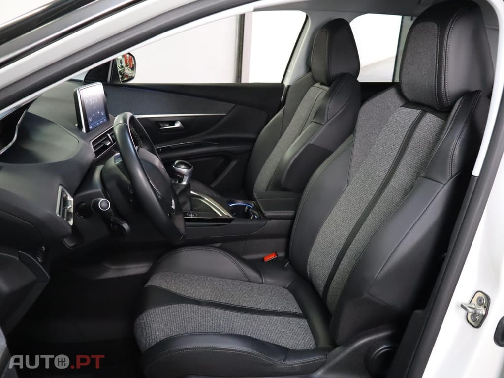 Peugeot 3008 1.2 PureTech Allure