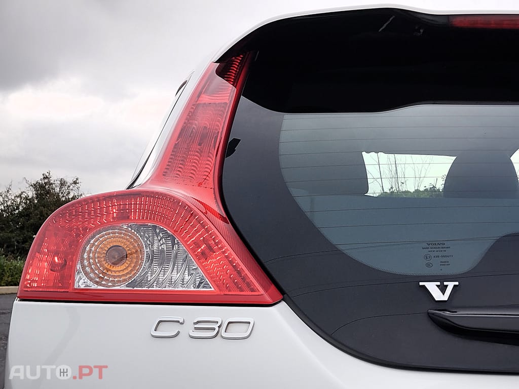 Volvo C30 1.6 D Drive 99g Momentum Start/Stop