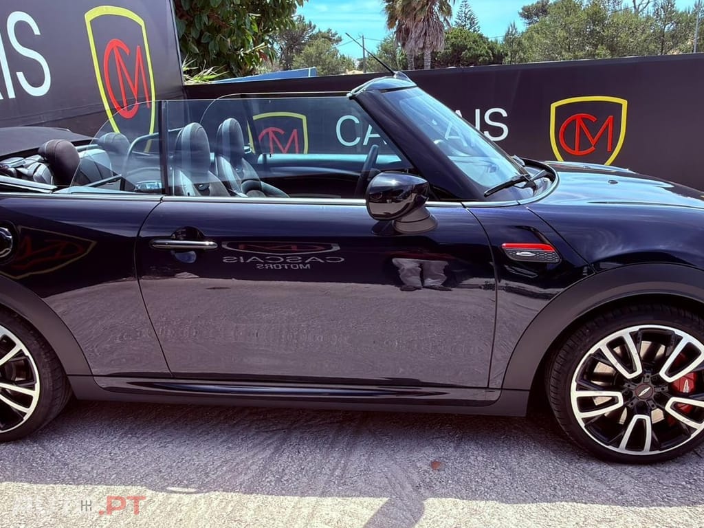 MINI Cabrio John Cooper Works Auto Desportiva