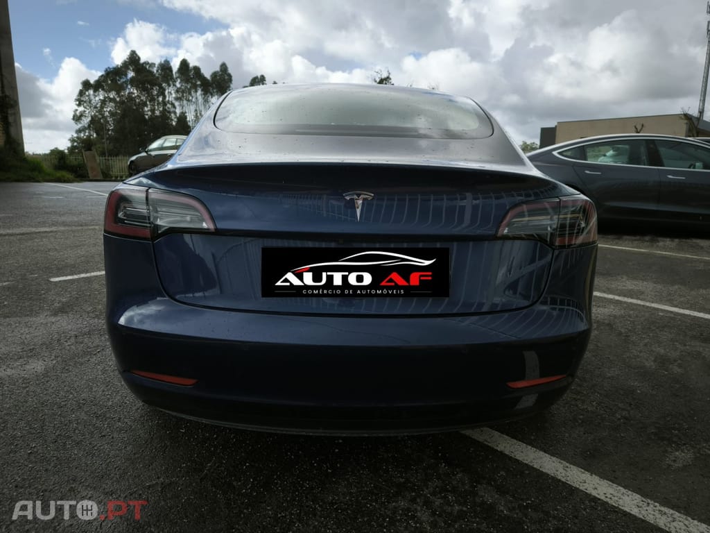 Tesla Model 3 Long Range AWD Dual Motor