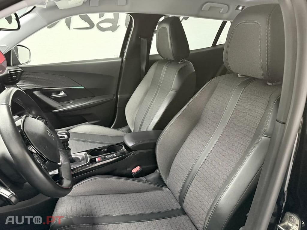 Peugeot 2008 PureTech 100 Allure