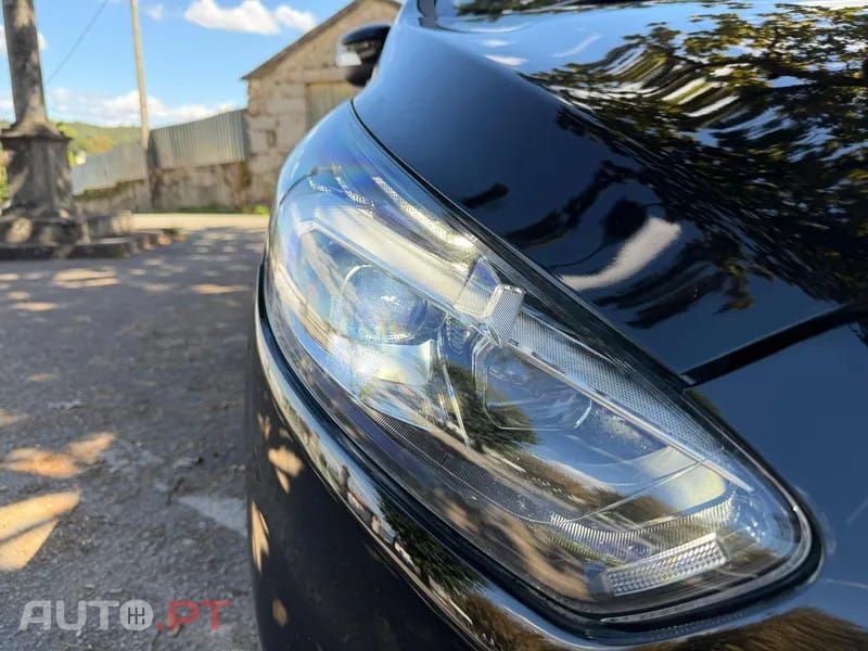 Ford S-Max 2.0 TDCi Vignale Powershift