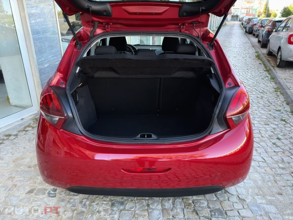Peugeot 208 1.2 PureTech Style
