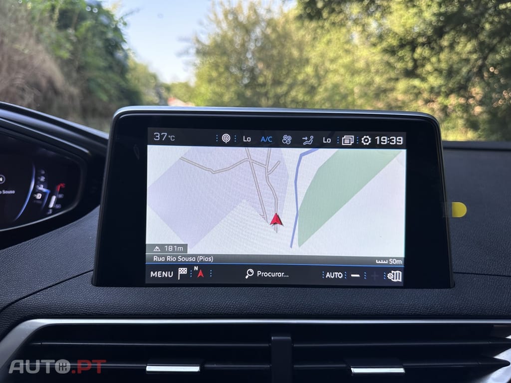 Peugeot 3008 1.2 PureTech Allure EAT8