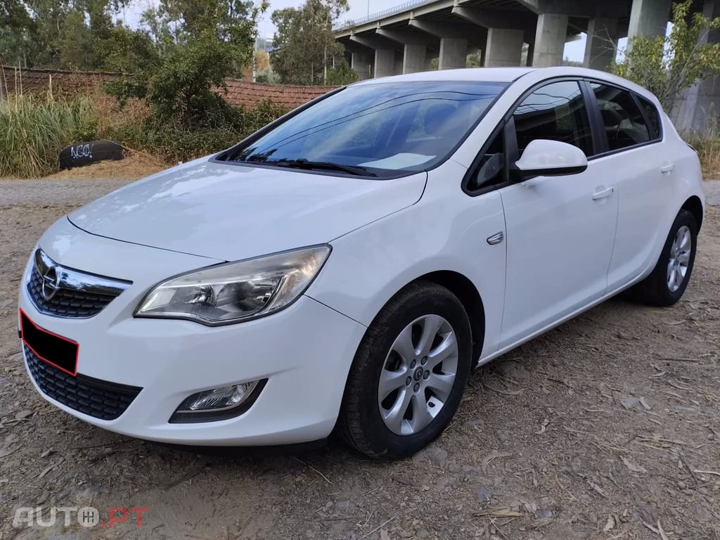 Opel Astra 1.4 T Selection GPL