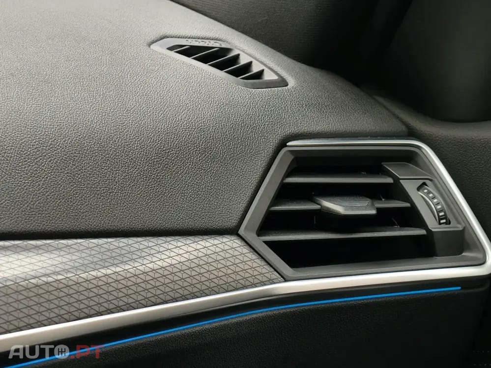 BMW 320 d Pack Desportivo M Auto