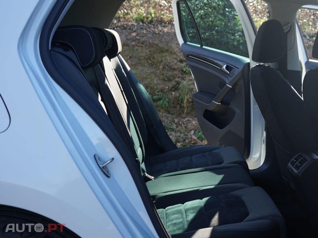 Volkswagen Golf Highline