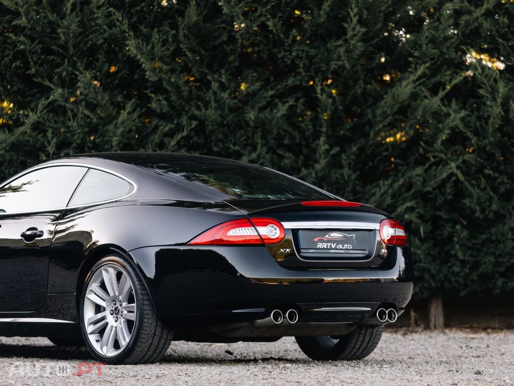 Jaguar XK XKR 5.0 V8