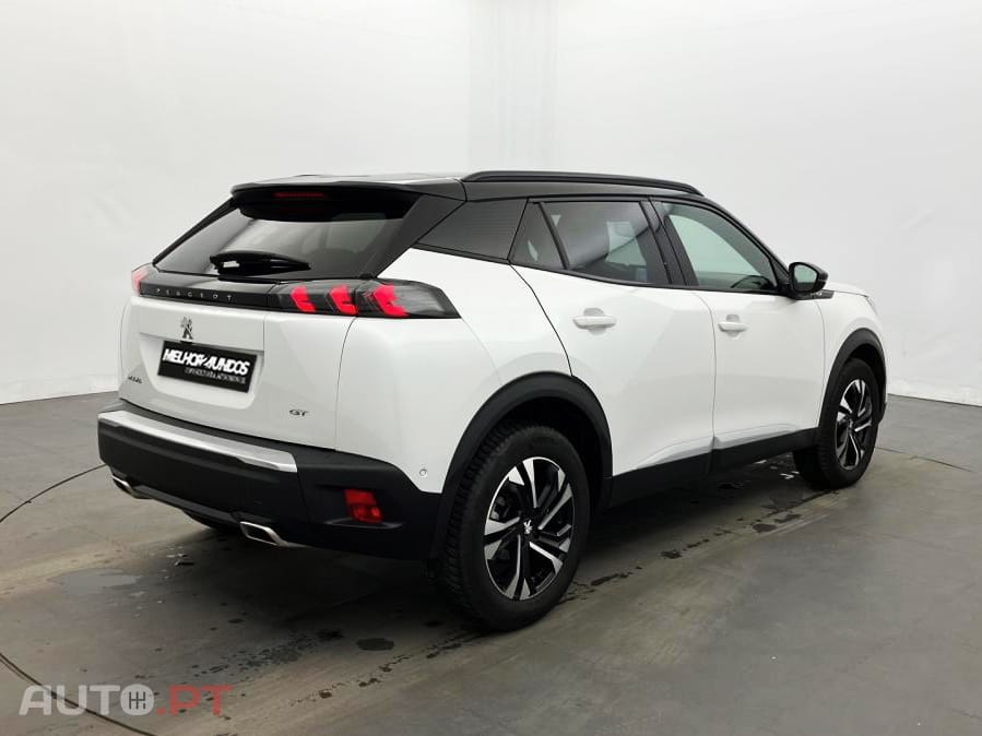 Peugeot 2008 1.2 PureTech GT EAT8