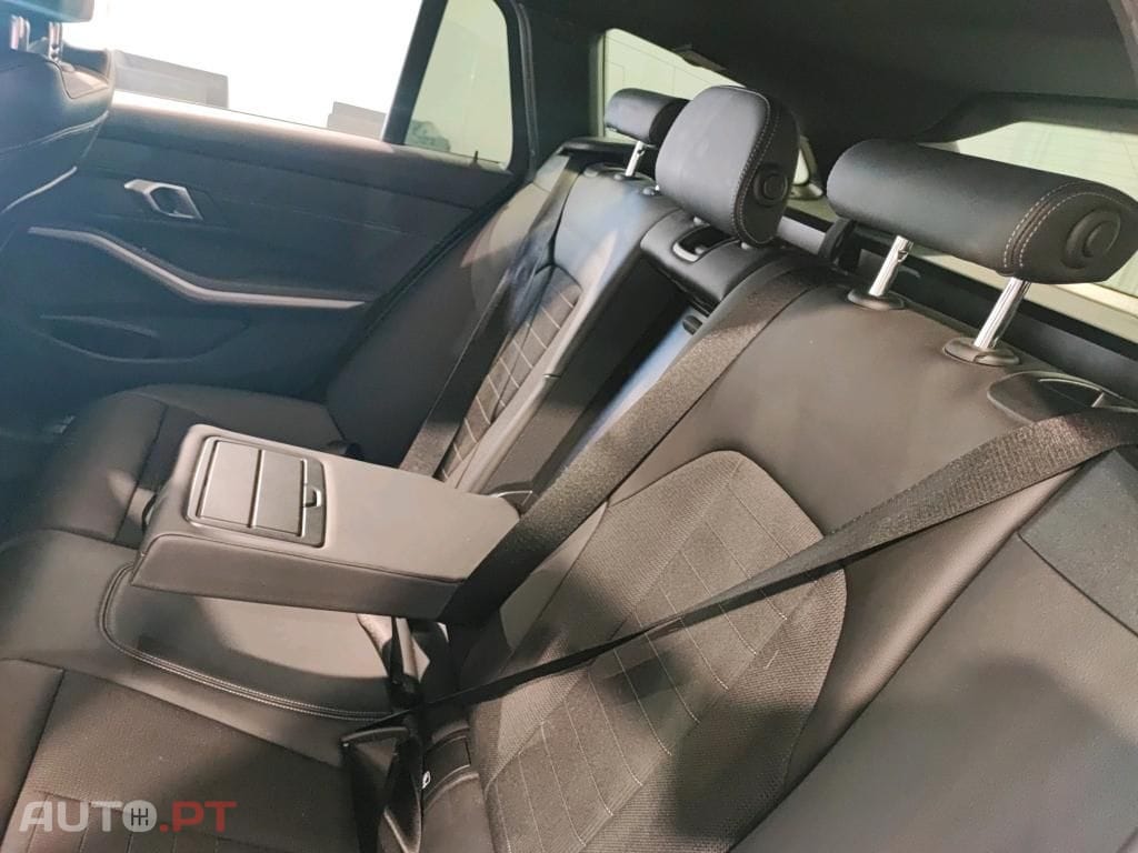 BMW 320 e Corporate Edition Auto
