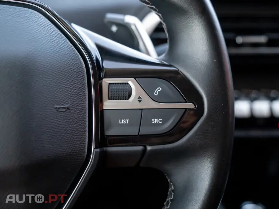 Peugeot 3008 1.6 Hybrid4 Allure Pack e-EAT8