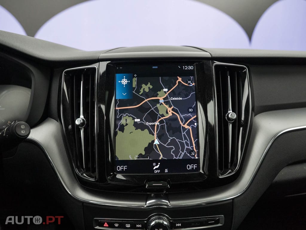 Volvo XC60 2.0 T8 PHEV Momentum Plus AWD