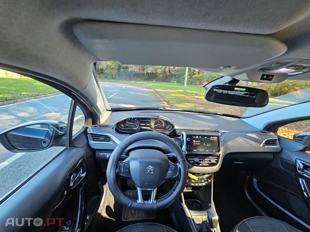 Peugeot 208 1.6 BlueHDi Allure