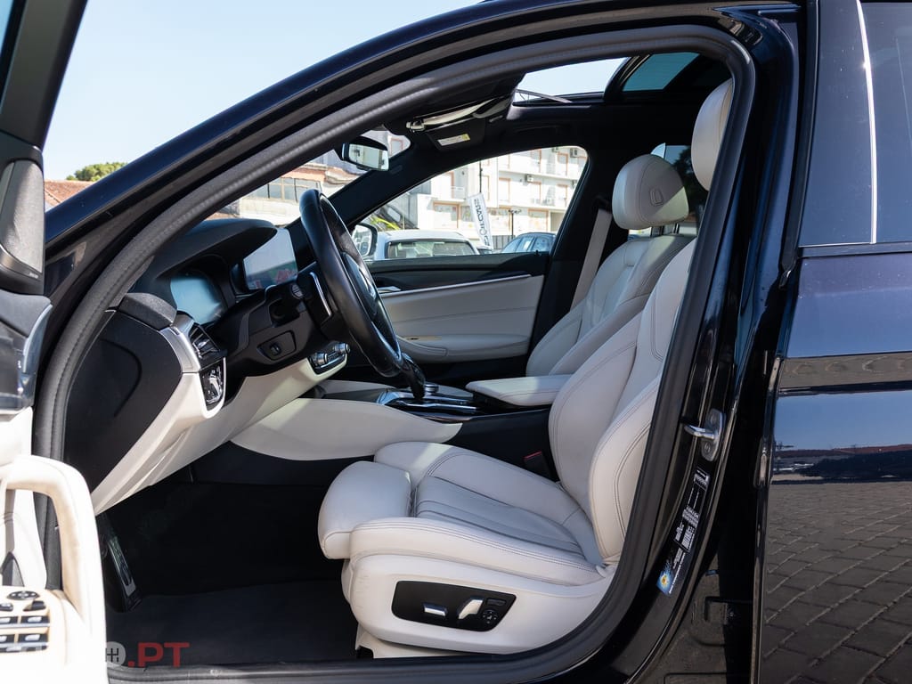 BMW 520 d Pack Desportivo M Auto