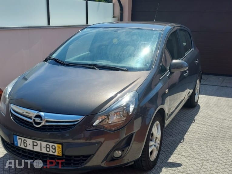 Opel Corsa Corsa D 1.2 Go! FlexFuel