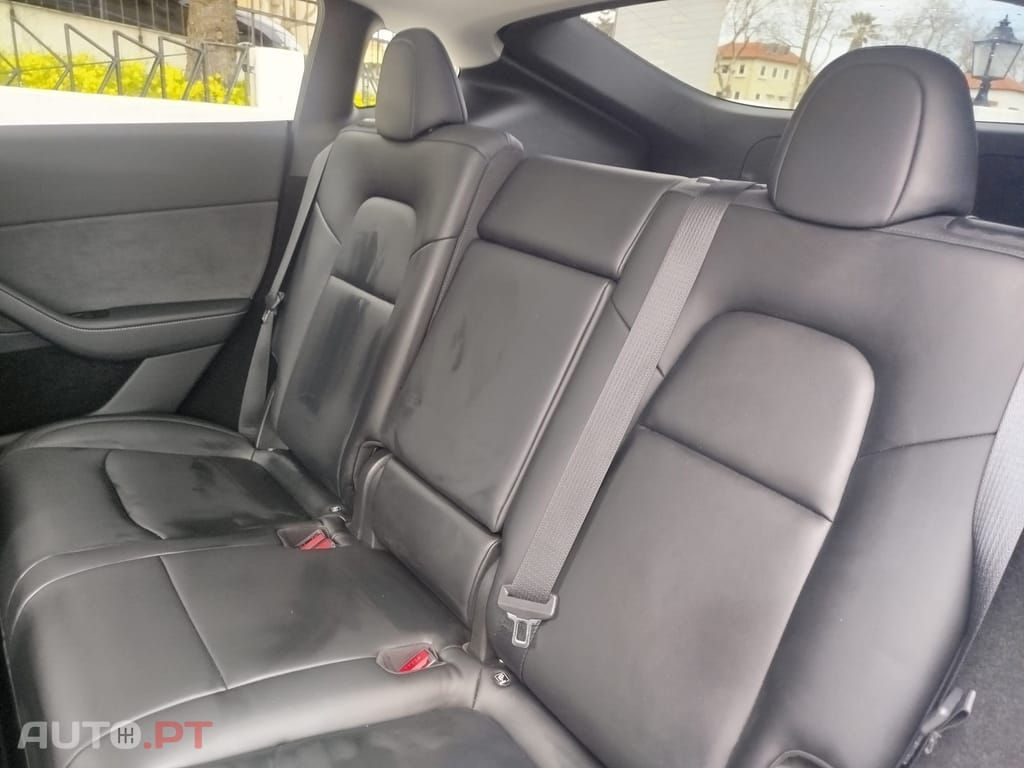 Tesla Model Y Tração Traseira