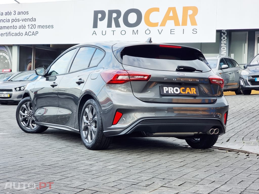 Ford Focus 1.0 EcoBoost MHEV ST-Line