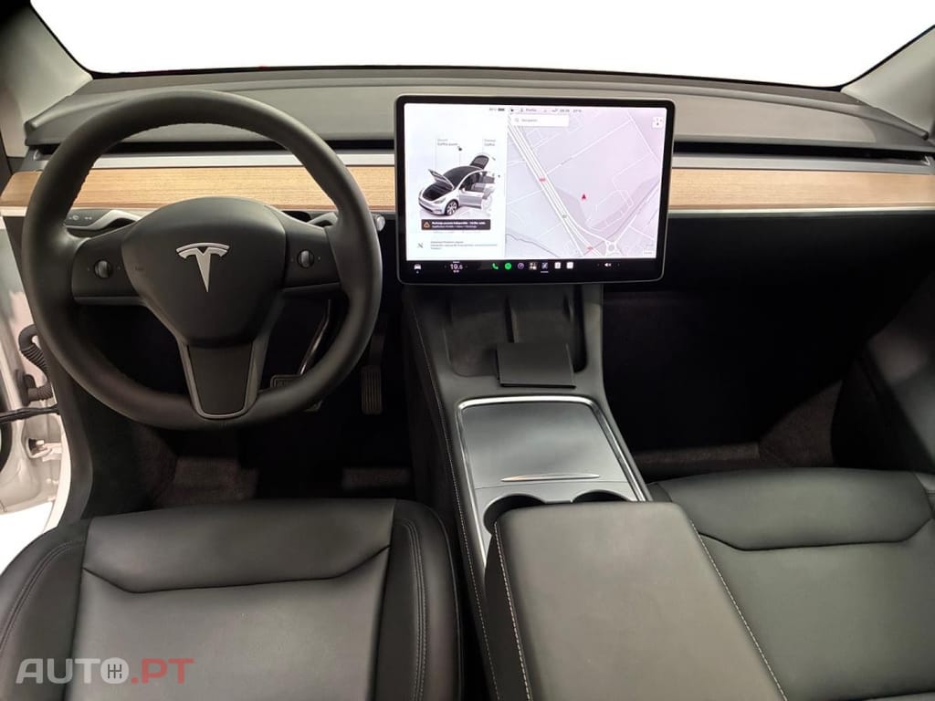 Tesla Model Y Standard RWD