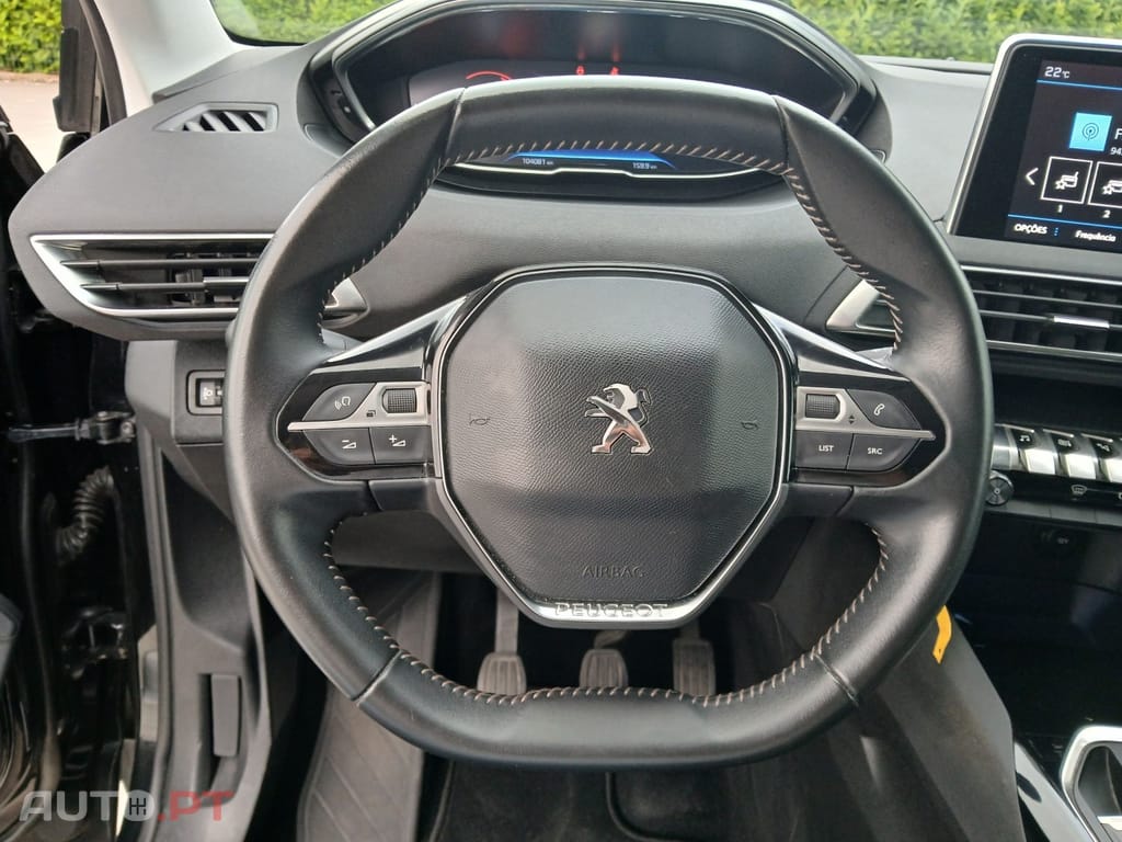 Peugeot 3008 1.5 BlueHDi Active