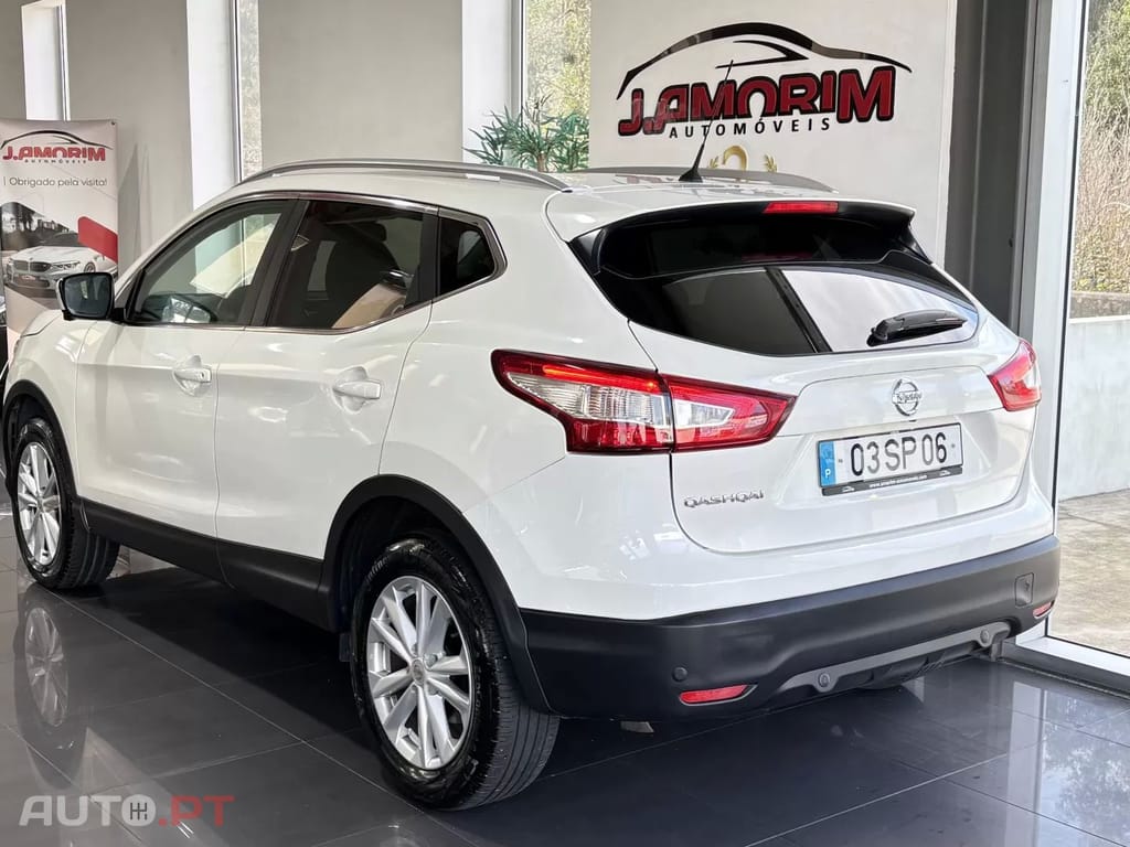 Nissan Qashqai 1.5 dCi N-Connecta Led