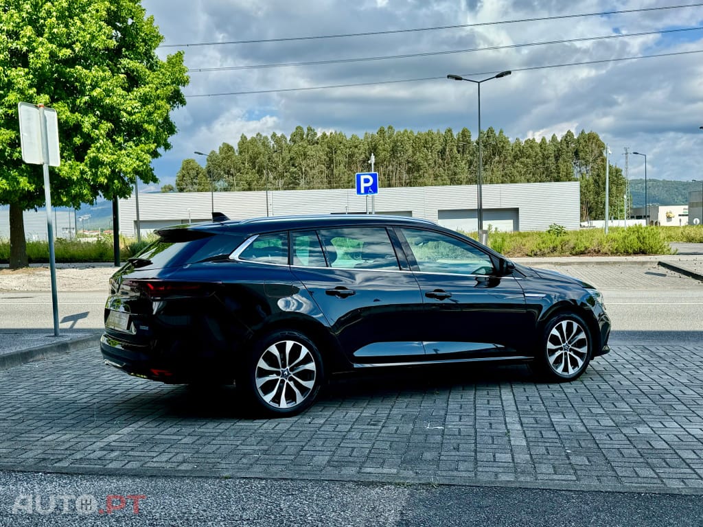 Renault Mégane Sport Tourer 1.6 E-Tech Plug-In Intens