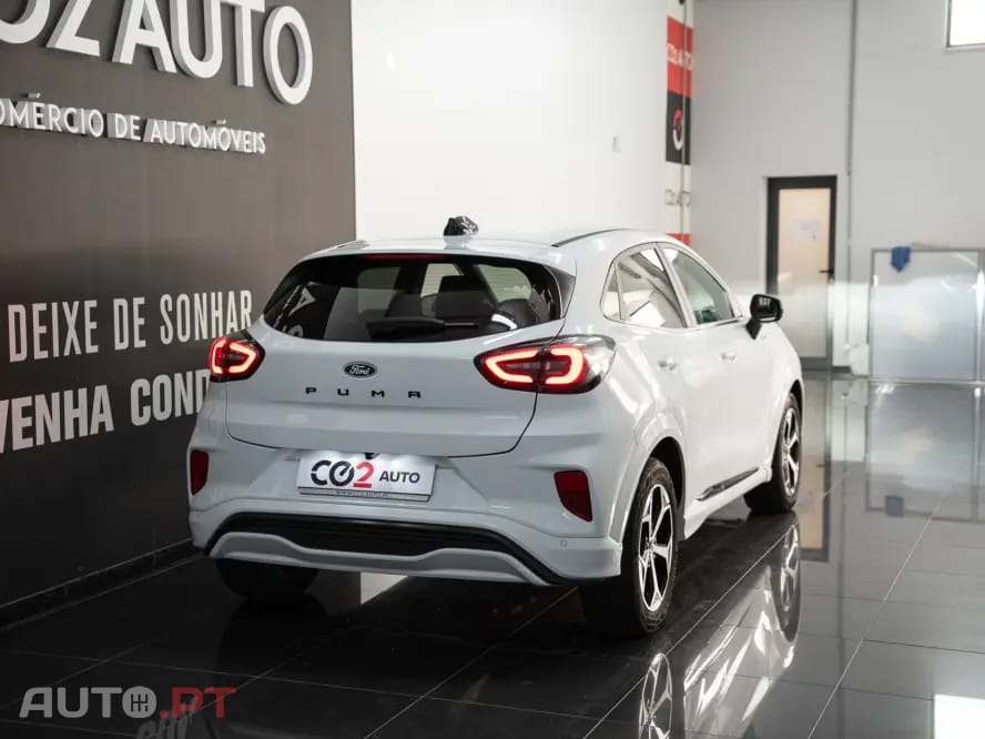 Ford Puma 1.0 EcoBoost MHEV ST-Line