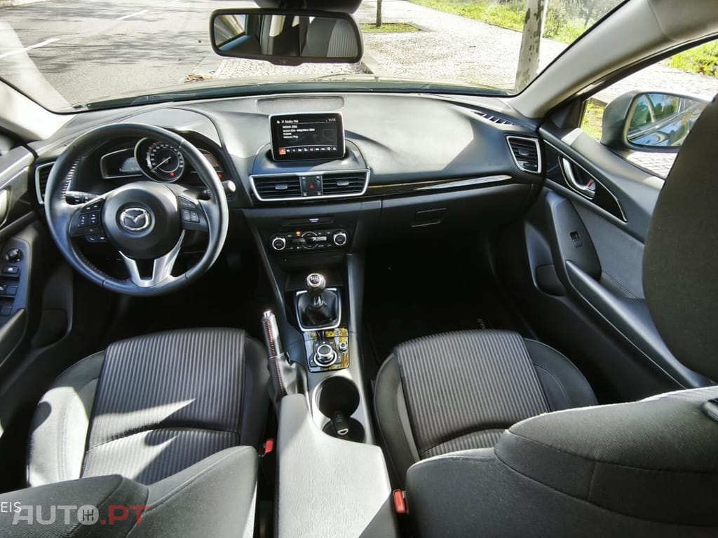 Mazda 3 1.5 Sky-G Evolve