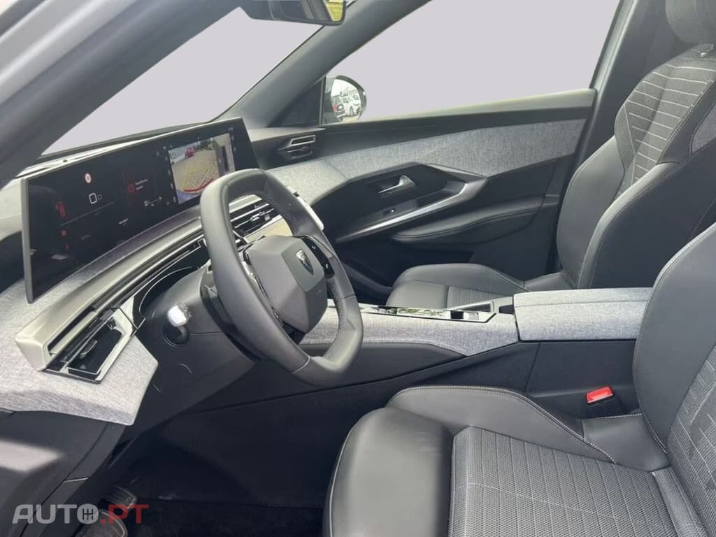 Peugeot 3008 1.2 Hybrid 136 Allure I.V.A DEDUTÍVEL 