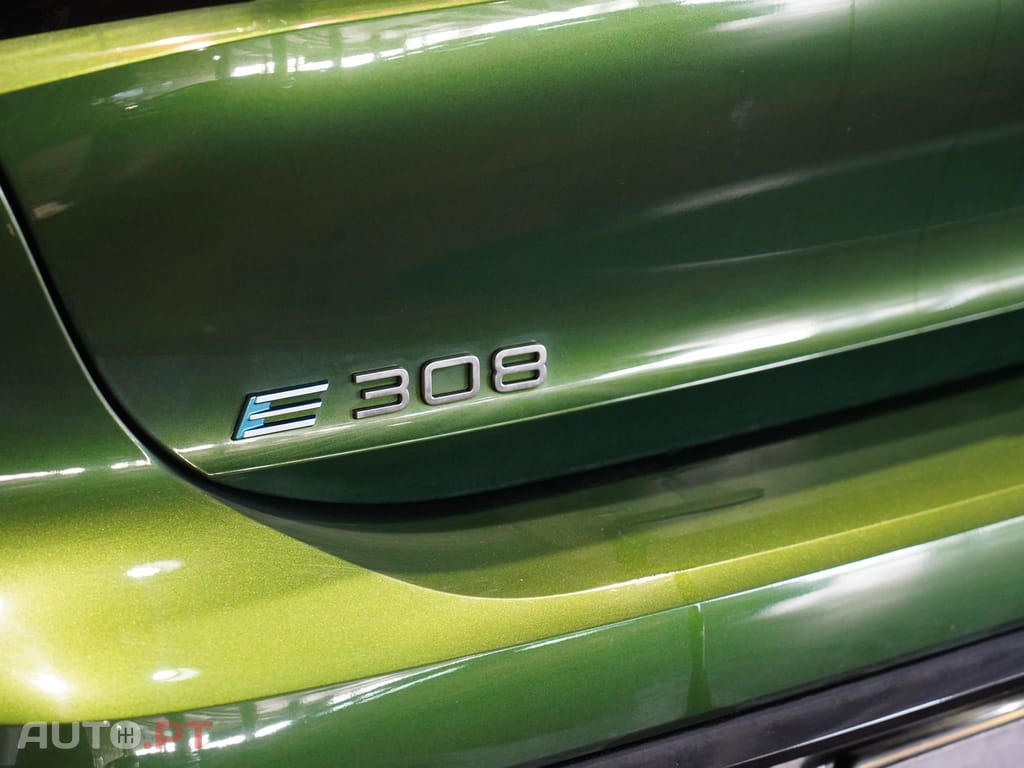 Peugeot E-308 54 kWh Allure