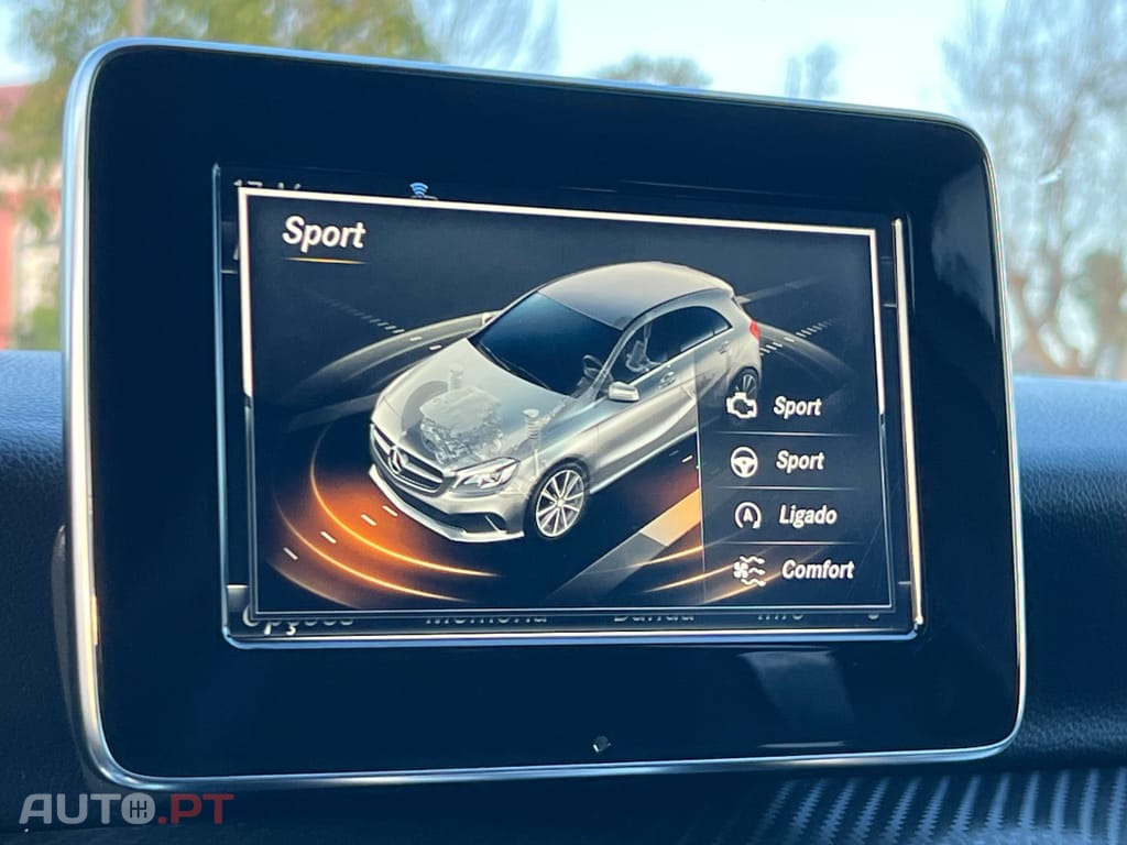 Mercedes-Benz A 180 d AMG Line