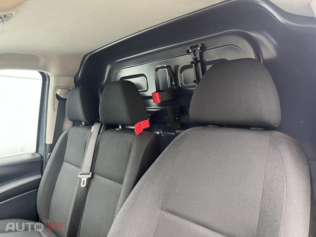 Mercedes-Benz Vito 116 CDi/32 8L Compacto Shuttle