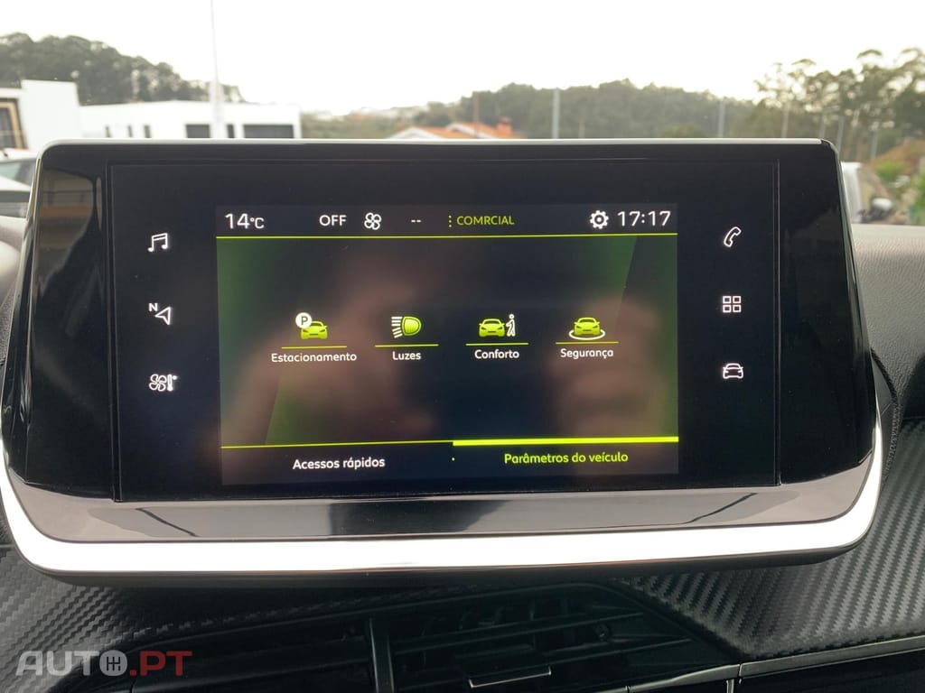 Peugeot 2008 1.5 BlueHDi Allure EAT8