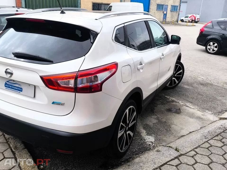 Nissan Qashqai 1.5 dCi Tekna 19 Pele RS