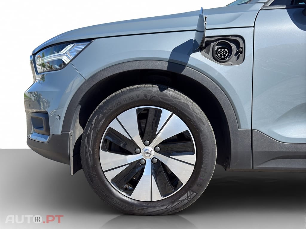 Volvo XC40 1.5 T5 PHEV Momentum Plus