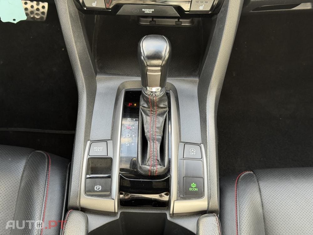 Honda Civic 1.0 i-VTEC Dynamic CVT