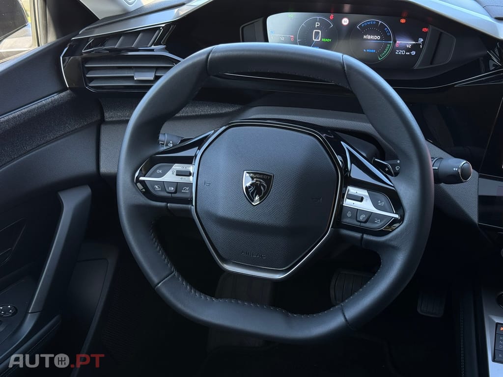 Peugeot 408 1.6 Hybrid Allure e-EAT8