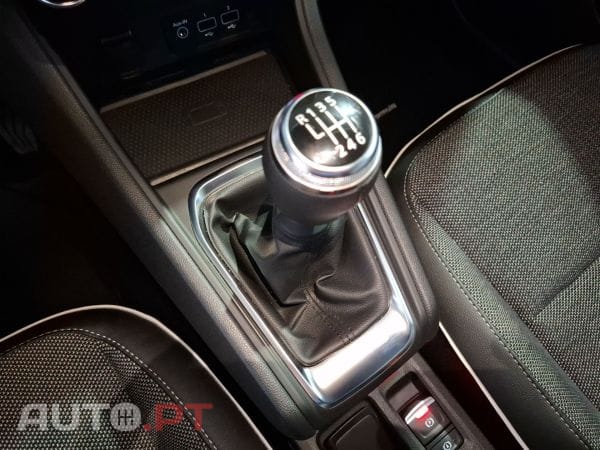 Renault Captur 1.0 TCe 100 Bi-Fuel techno