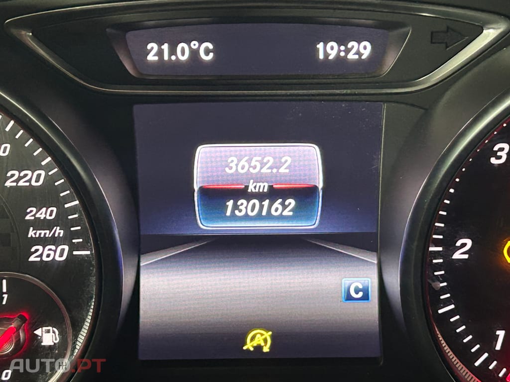 Mercedes-Benz A 200 d AMG Line