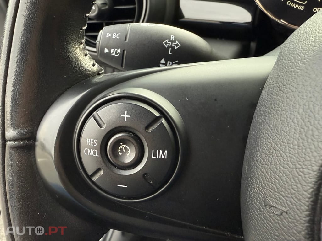 MINI Cooper Cooper SE