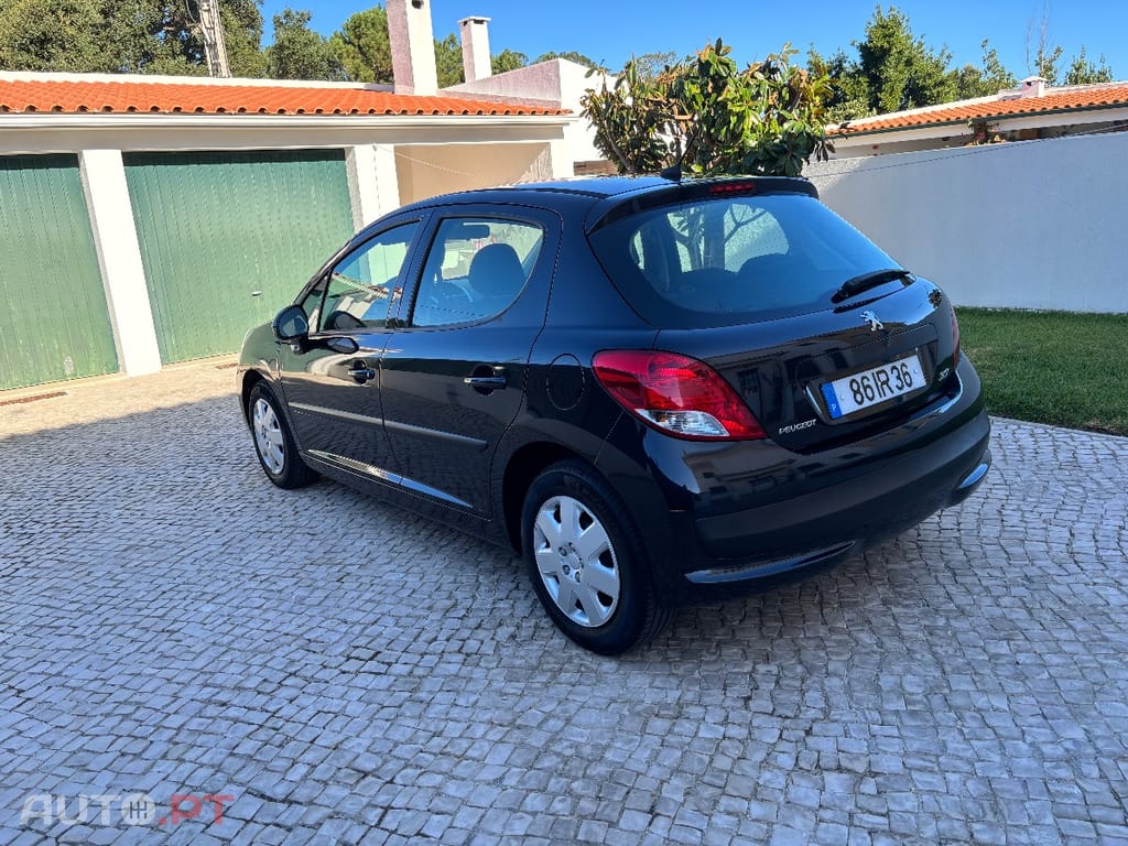 Peugeot 207 Premium