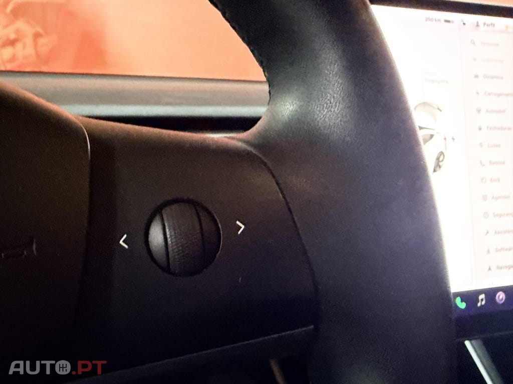 Tesla Model 3 Tração Traseira