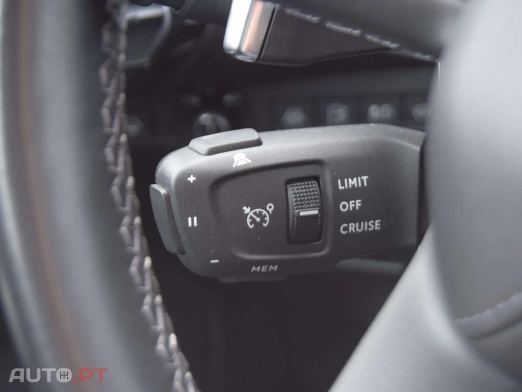 DS DS7 Crossback E-Tense Opera EAT8 300cv