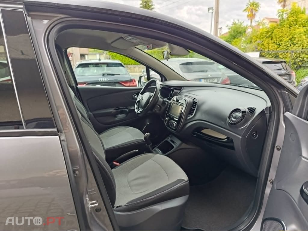 Renault Captur 1.5 DCI INTENS