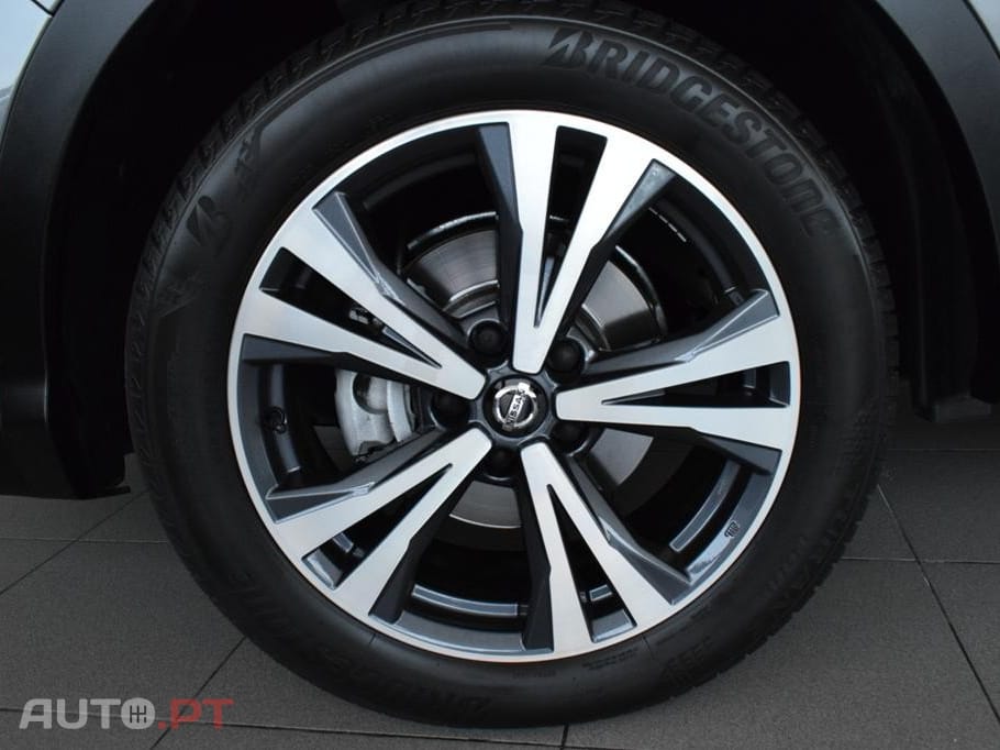 Nissan Qashqai 1.3 DIG-T Tekna Premium
