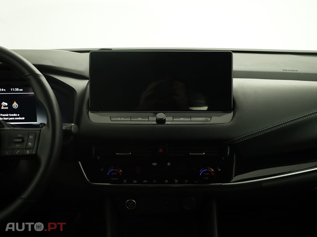 Nissan Qashqai Qashqai 1.3 DIG-T N-Connecta LED Xtronic