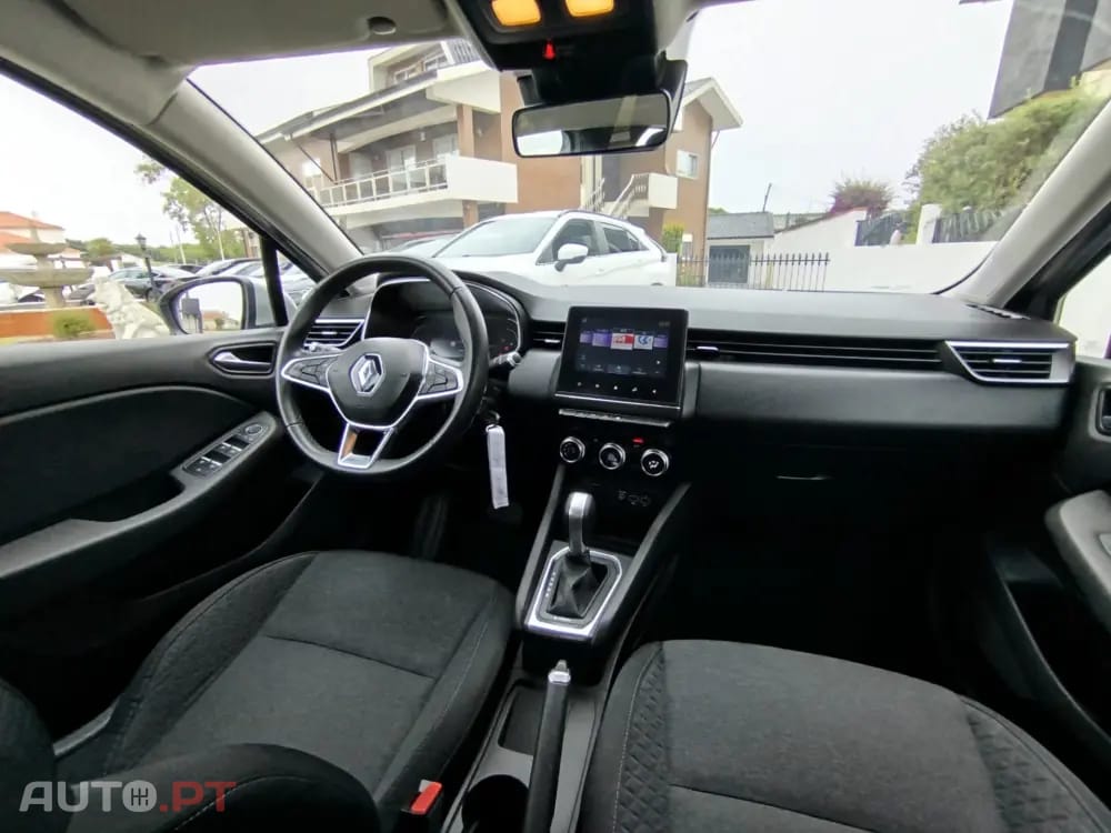 Renault Clio 1.6 E-Tech Full Hybrid Techno