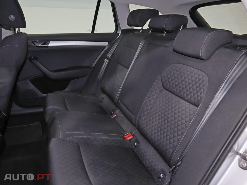 Skoda Superb Break 2.0 TDI Ambition DSG