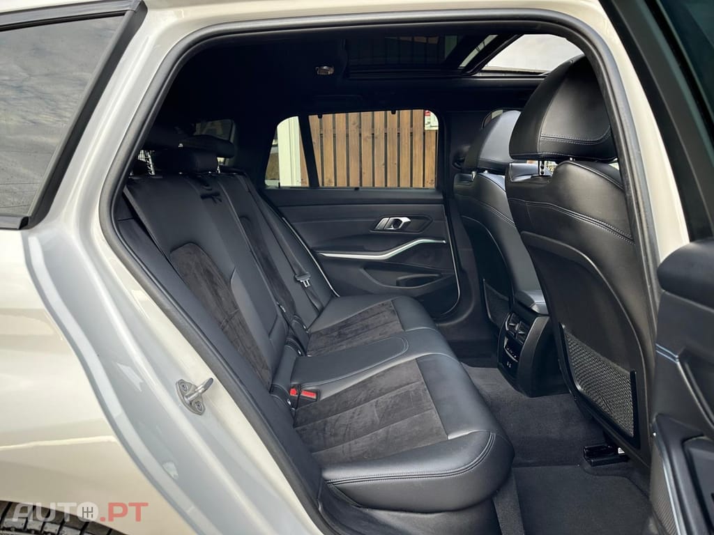 BMW 320 e Touring Pack M Auto