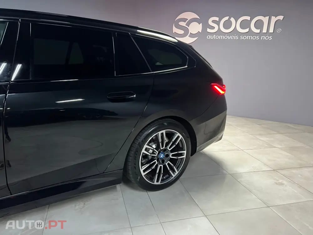 BMW 530 e Pack Desportivo M